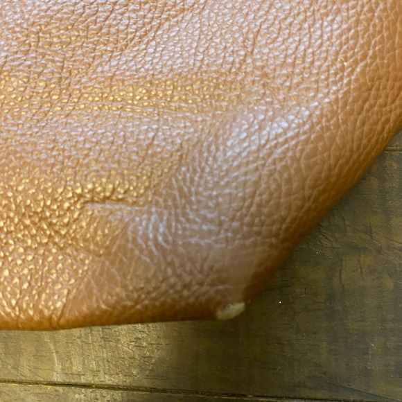 Dooney & Bourke Leather Logo Lock shoulder bag - Picture 13 of 16